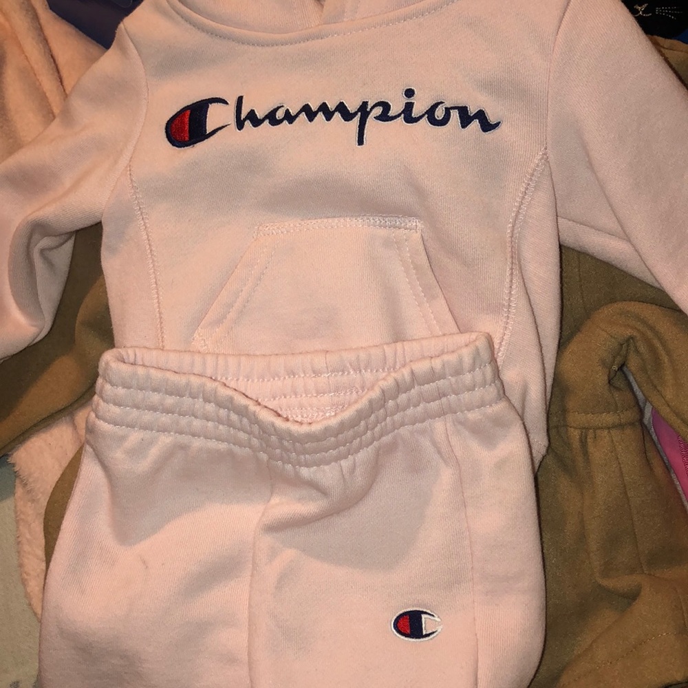 Champion sweat suit size 6months